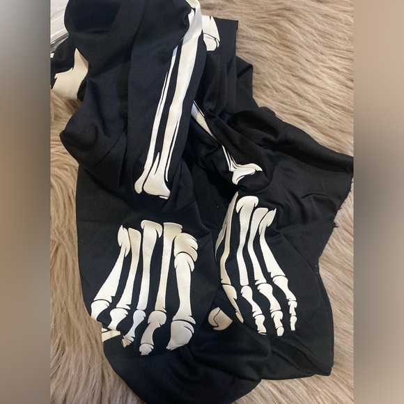 Great condition Spirit Glow Skeleton toddler Costume in size 3T-4T - Picture 5 of 8
